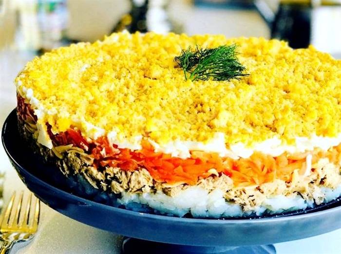 Салат мімоза з сиром і яблуком рецепт святкового столу